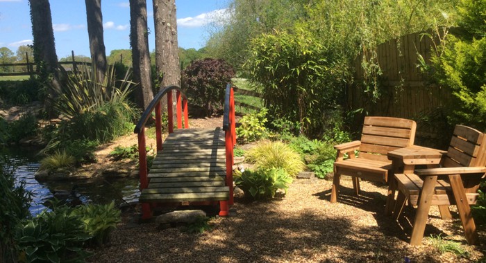 Kingfisher Retreat thatched cottage B&B (7)